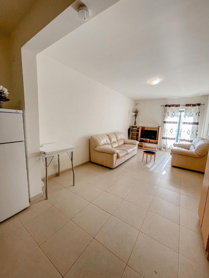 Stresa Court Apartments Сент Джулианс Экстерьер фото