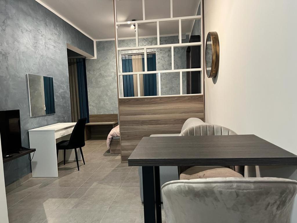 Stresa Court Apartments Сент Джулианс Экстерьер фото