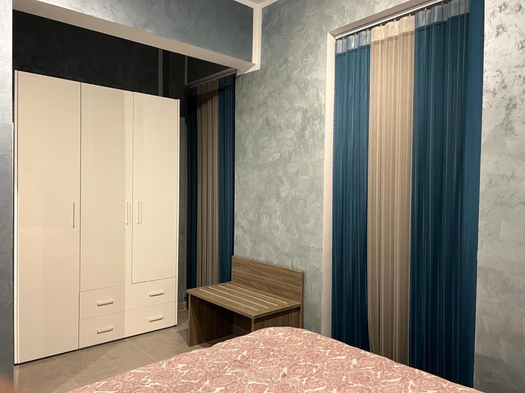 Stresa Court Apartments Сент Джулианс Экстерьер фото